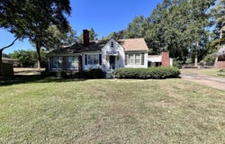 203 Teel Road, West Point, GA 31833