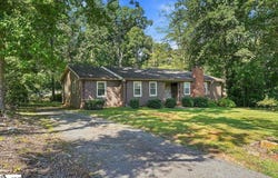 37 Wedgefield Drive, Boiling Springs, SC 29316