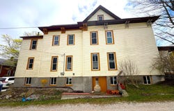 211 Maple Street, Manistee, MI 49660