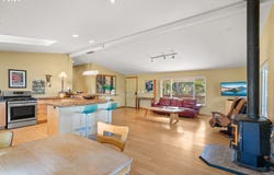 24195 CARPENTERVILLE Rd, GoldBeach, OR 97444