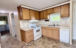 93 Wall Street, Plattsburgh, NY 12901