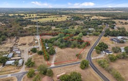 102 Old Pecan, Ennis, TX 75119