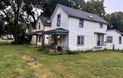 534 NE Grattan ST, Topeka, KS 66616