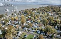 Roxboro Road, Vermilion, OH 44089