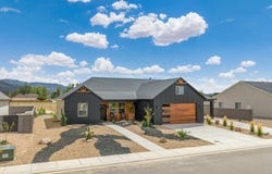 932 E Winchester Dr, Enoch, UT 84021