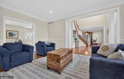 11 BAKER Way, PENNINGTON, NJ 08534