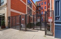 214 E Fourteenth Street, Cincinnati, OH 45202