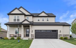 2906 Yahara Dr, Summit, WI 53066