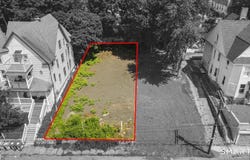 22 Ridgewood Street, Waterbury, CT 06710