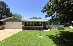 2049 S Brighton Drive, Springfield, MO 65804