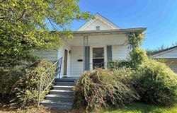 601 E 5TH Street, Metropolis, IL 62960