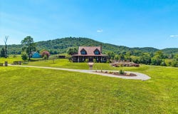 1237 Cochese Dr, Moneta, VA 24121