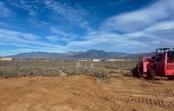 19 Joel Rd, Ranchos de Taos, NM 87557