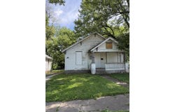 1116 W Madison Street, Springfield, MO 65806
