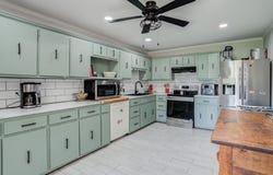 811 Borger Street, Plainview, TX 79072