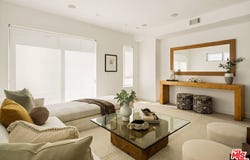 1752 Stoner Ave, Los Angeles, CA 90025