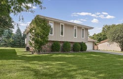 1609 Erin Drive, Normal, IL 61761