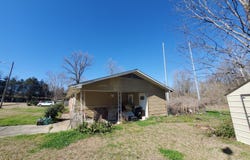 105 Cairo Drive, Vicksburg, MS 39180