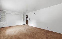 1314 Duck Road, Grandview, MO 64030