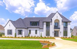 174 Westlake Circle, Madison, MS 39110