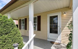 21 Christopher Drive, Hurricane, WV 25526