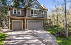 9530 S F Little Butte Road, Eagle Point, OR 97524