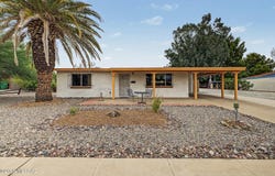 141 E El Naranjo, Green Valley, AZ 85614
