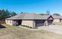 1009 Springhill RD, Barling, AR 72923