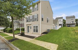 304 WITWER Way, MOUNT JOY, PA 17552