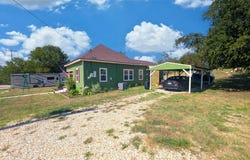 547 E Hill Street, Hamilton, TX 76531