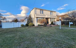 883 McKenna Avenue, Baldwin, NY 11510