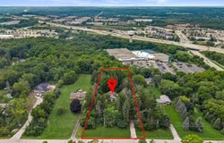 4995 S Small Rd, New Berlin, WI 53151