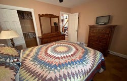 240 PINEWOOD Road, BALTIMORE, MD 21222
