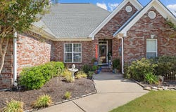 42 AMBER TREE Cv, Brighton, TN 38011