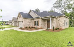 520 Bristleleaf Path, Kathleen, GA 31047