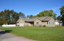 934 Amy Dr, Holmen, WI 54636