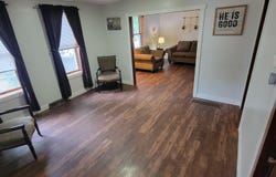 8 E Barton Street, Newaygo, MI 49337