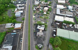 7002-7004 BRISTOL Pike, LEVITTOWN, PA 19057