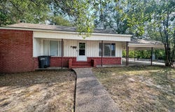 611 Park Lane, Lufkin, TX 75904