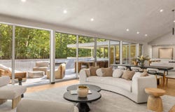 8 N Cape Lane, East Hampton, NY 11937