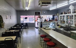 104 N Broadway St, Bloomfield, NE 68718