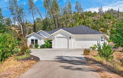 9199 Laurel Glen Drive, Redding, CA 96001