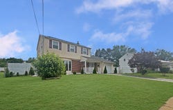 119 COLONIAL Road, BEVERLY, NJ 08010