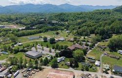 70 Winchester Drive, Waynesville, NC 28785