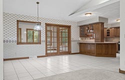 525 14th St S, La Crescent, MN 55947