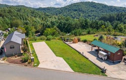 328 Sunset View Trail, Franklin, NC 28734