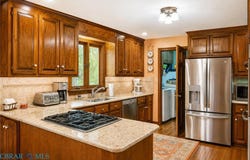 100 Thorpes Parish, Williamsburg, VA 23185