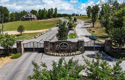 High Point Lane, Jasper, TN 37347