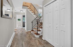 9 Valente Drive, Wynantskill, NY 12198
