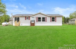 9203 S Castle Road, Sheridan, MI 48884